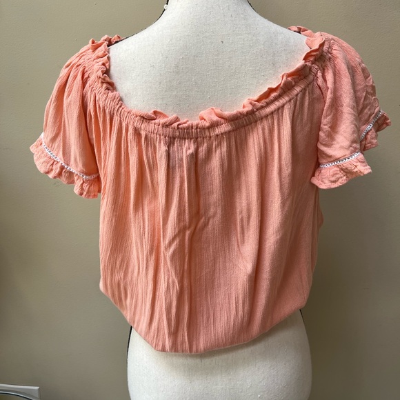 Poof! Peach Coral Puff Sleeve Ruffled Blouse - Picture 5 of 9